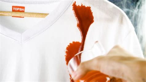 applying fake blood to clothes|how to get blood on a shirt.